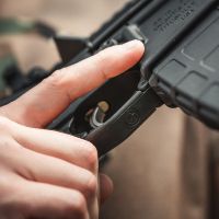 Magpul MOE Enhanced Trigger Guard, Polymer – AR15/M4